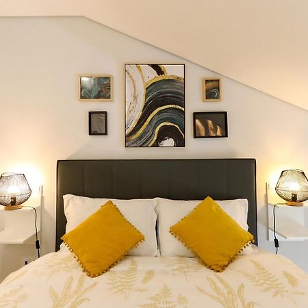 Coutinho Apartment - Modern Ap In The City Centre With Balcony Βιάνα ντο Καστέλο Εξωτερικό φωτογραφία